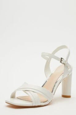 White Cross Strap Heeled Sandals 10 White Cross Strap Heeled Sandals -Chic Summer Shop 00100032919 XB