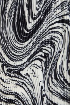 Black Plisse Swirl Wrap Dress -Chic Summer Shop 00100036323 ZS