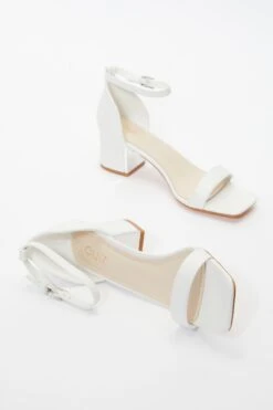 White Faux Leather Low Heeled Sandals -Chic Summer Shop 00100036761 XS