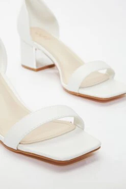 White Faux Leather Low Heeled Sandals -Chic Summer Shop 00100036761 ZB