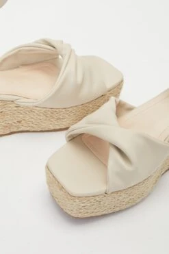 Nude Twist Front Wedges -Chic Summer Shop 00100037276 ZB