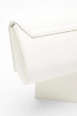 White Chain Clutch Bag -Chic Summer Shop 00100039742 ZB